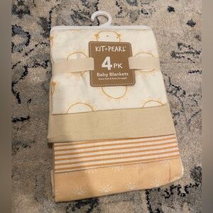 Nwt kit pearl receiving blanket bundle